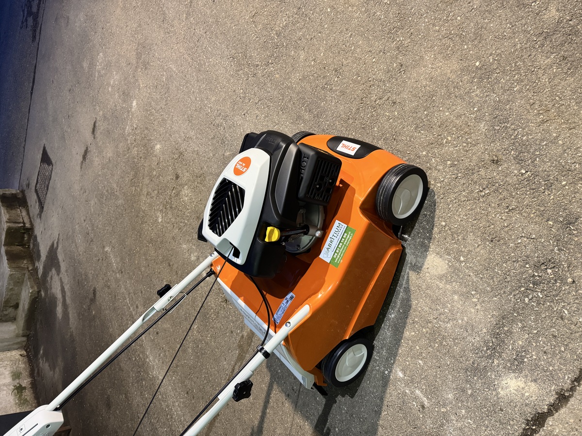 Scarificateur autotractée